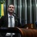O candidato em quem o próprio partido diz não confiar