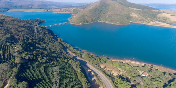 Nível do Lago de Furnas registra primeira queda do ano após meses de recuperação