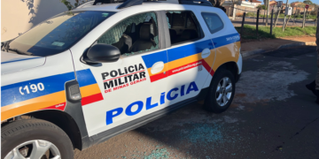 Viatura é apedrejada durante ação contra o tráfico que termina com três presos