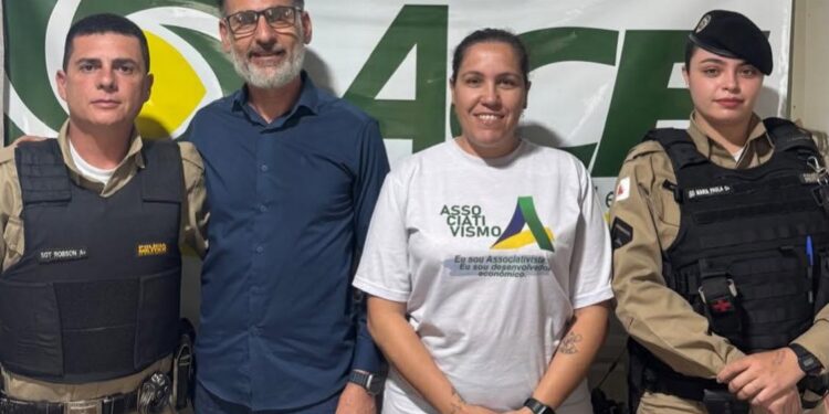 ACE e Polícia Militar fortalecem ações de segurança no comércio de Carmo do Rio Claro