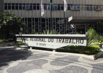 Justiça de Alfenas aumenta para R$ 50 mil indenização a trabalhador de 64 anos dispensado perto da aposentadoria