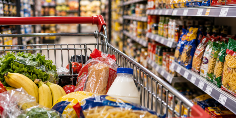 Supermercado é multado em mais de R$ 423 mil após divergências nos preços
