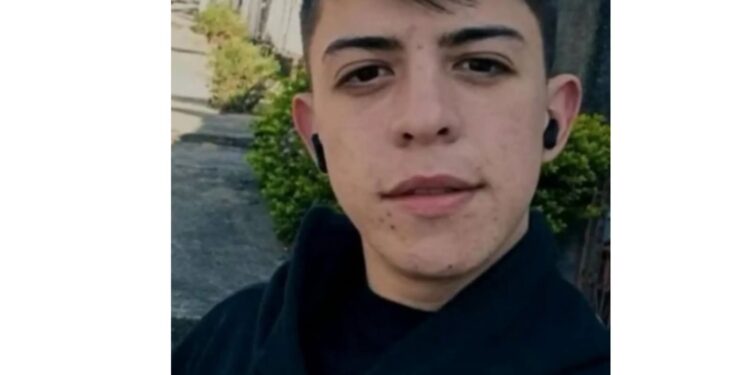 Denúncia anônima leva polícia a corpo de jovem desaparecido