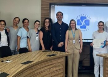 UTI Adulto da Santa Casa de Passos recebe dois reconhecimentos nacionais por qualidade e eficiência