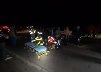 Colisão frontal entre duas Hilux deixa cinco feridos na MGC-179 entre Machado e Alfenas