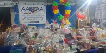 Conceição da Aparecida abraça causa do autismo durante Bingão Solidário da AAMAA