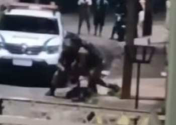 VÍDEO: Imagens mostram uso de força durante abordagem; Polícia Militar se manifesta