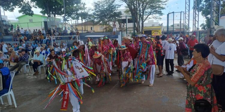 Encontro Folclórico da Acafoleca em Conceição da Aparecida celebra tradições e valoriza a cultura regional