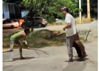 VÍDEO: Discussão por suposto furto de celular termina em agressão em Areado