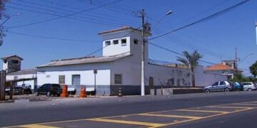 Grupo de 38 policiais penais denuncia problemas de segurança e gestão em presídio de Passos