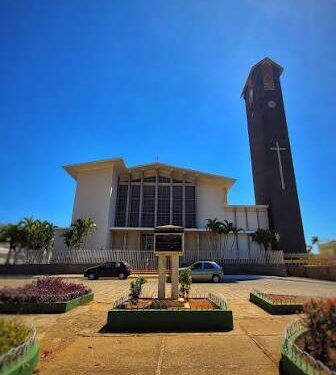 [[Imagem:Igreja Carmo do Rio Claro.png|thumb|180px|Legenda]]