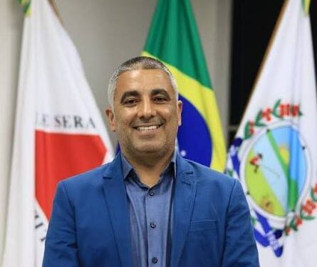Câmara de Areado julga pedido de cassação e Douglas do Bordado apresenta defesa aos vereadores