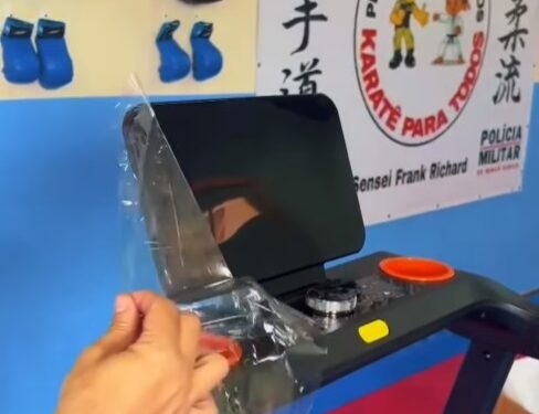 VÍDEO | Projeto Lutando Juntos Karatê para Todos de Carmo recebe novos equipamentos para treinamento de alunos