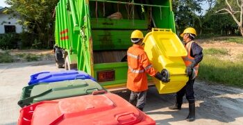 Motorista de coleta de lixo será indenizado e receberá insalubridade em grau máximo por condições de trabalho