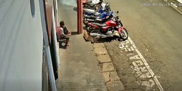 Moto usada para entregas é furtada no bairro Umuarama, em Passos