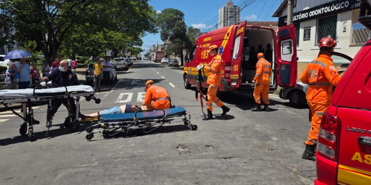 Atropelamento deixa homem ferido no centro de Alfenas