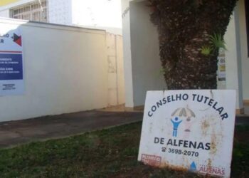 Conselheiras tutelares e servidora são agredidas durante ataque à sede do Conselho Tutelar em Alfenas; CMDCA cobra apuração