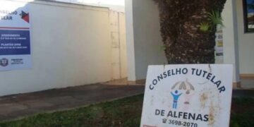 Conselheiras tutelares e servidora são agredidas durante ataque à sede do Conselho Tutelar em Alfenas; CMDCA cobra apuração