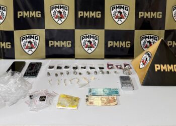 Homem é preso por suspeita de tráfico de drogas e 48 porções são apreendidas
