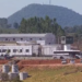 Incêndio em fábrica de bolas dentro de presídio deixa cinco detentos internados