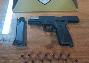 Homem é preso suspeito de ameaçar ex-companheira e arma é apreendida em São Sebastião do Paraíso