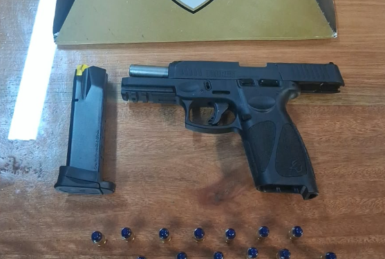 Homem é preso suspeito de ameaçar ex-companheira e arma é apreendida em São Sebastião do Paraíso