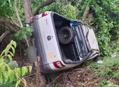 Produtor rural de 63 anos morre após capotamento de caminhonete no Sul de Minas