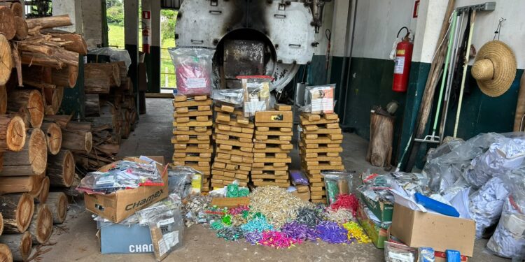 Quase 160 quilos de maconha e cocaína são destruídos em Alfenas