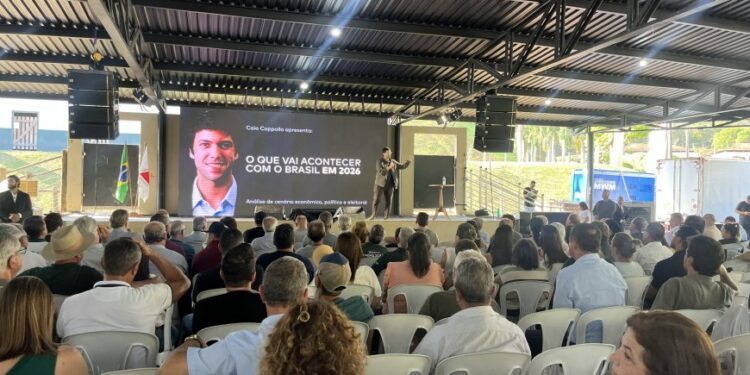 Agro em Ação reúne mais de 8 mil participantes e amplia voz do produtor rural em Minas Gerais 