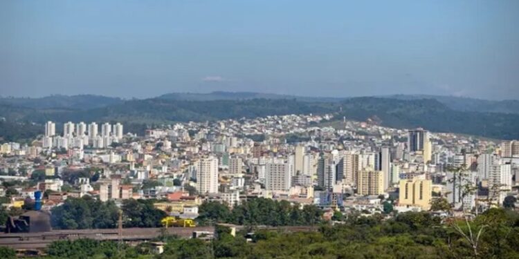 Divinópolis virou um fenômeno na política