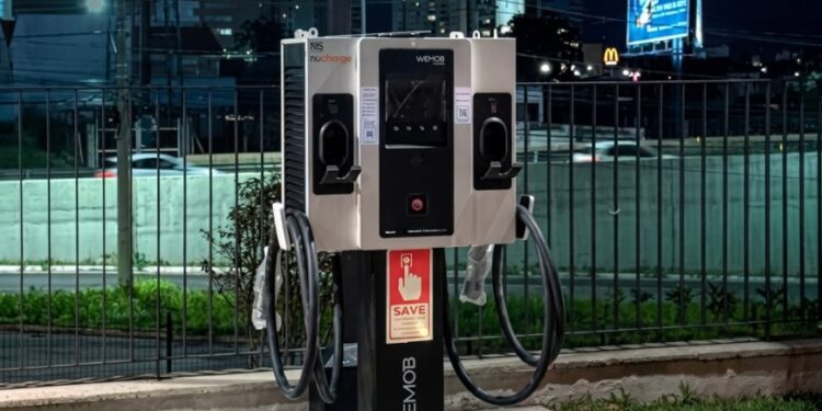 155 eletropostos serão instalados em Minas 