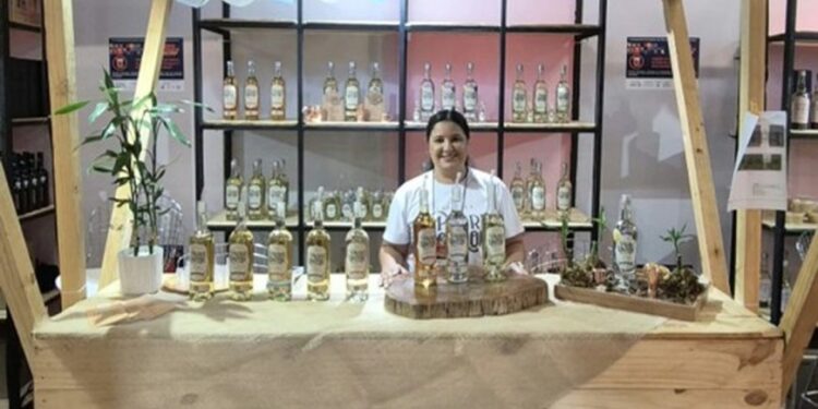 Cachaça de alambique busca conquistar mercado internacional e enfrenta desafios para ampliar exportações 