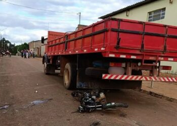 Motociclista de 33 anos morre após colisão com caminhão em distrito de Monte Belo
