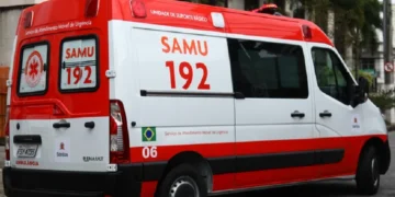 Idosa espancada pelo filho é tranferida de hospital pelo SAMU