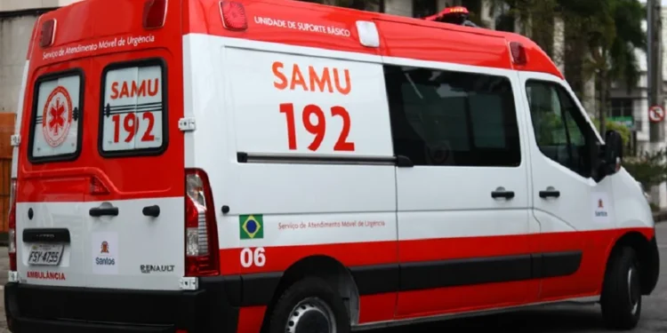 Idosa espancada pelo filho é tranferida de hospital pelo SAMU