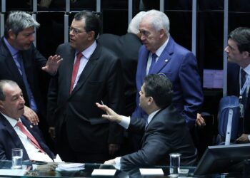 Fim da 6×1: saiba quando entra em vigor nova jornada de trabalho