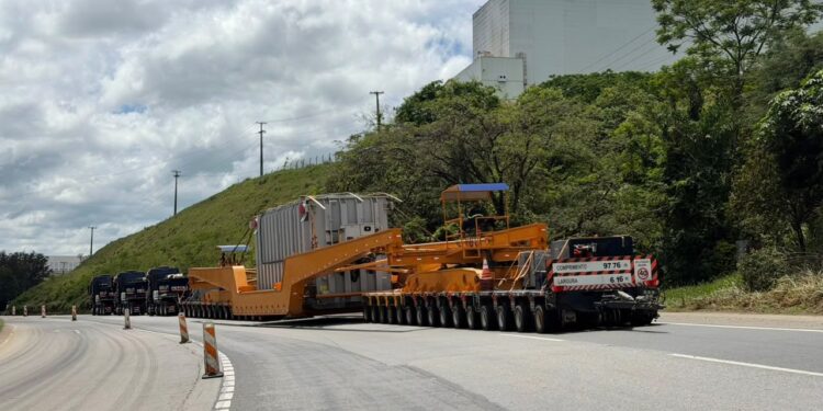 Carga de 521 toneladas vai passar pelo Sul de Minas e exige atenção no trânsito neste fim de semana